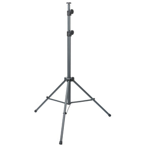 SCANGRIP Tripod esteso a 3 metri, utilizzato per sostenere una luce da lavoro durante un progetto di detailing.