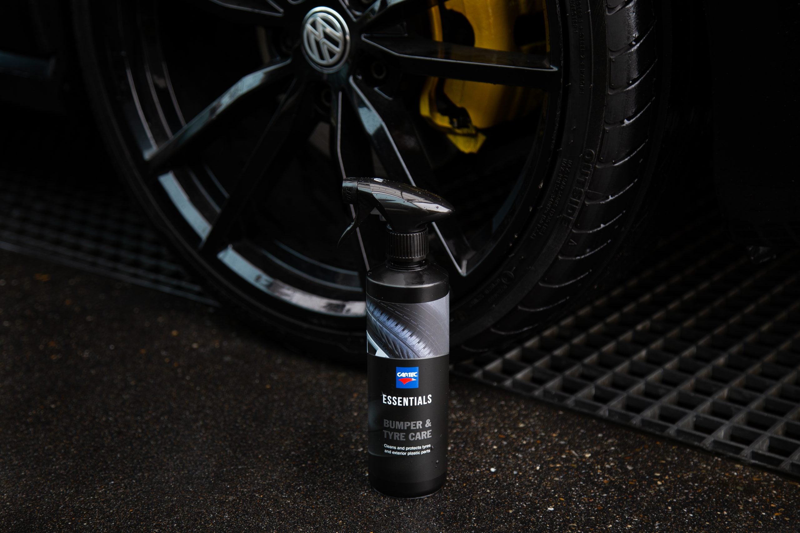 CARTEC Bumper & Tyre Care