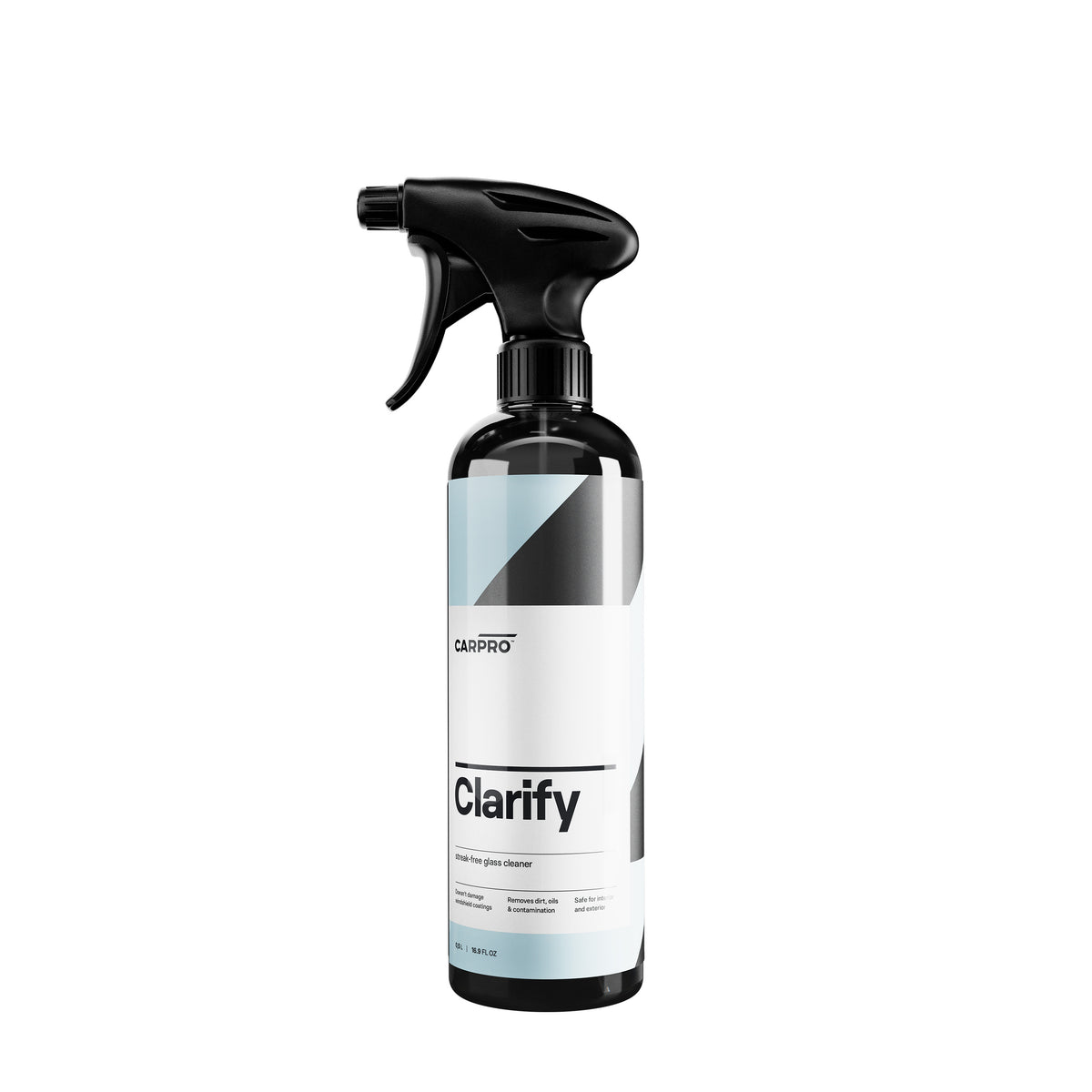  Flacone spray di CARPRO Clarify, un detergente avanzato per vetri che rimuove sporco e macchie senza lasciare aloni, garantendo una visibilità cristallina e una pulizia facile e veloce.