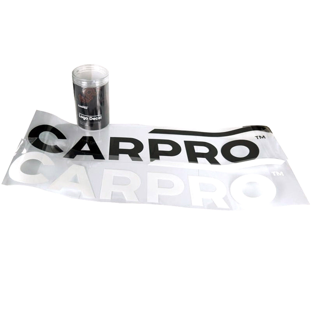 Kit adesivi murali CARPRO con logo in bianco e nero, perfetti per ambienti professionali di detailing e officine specializzate.