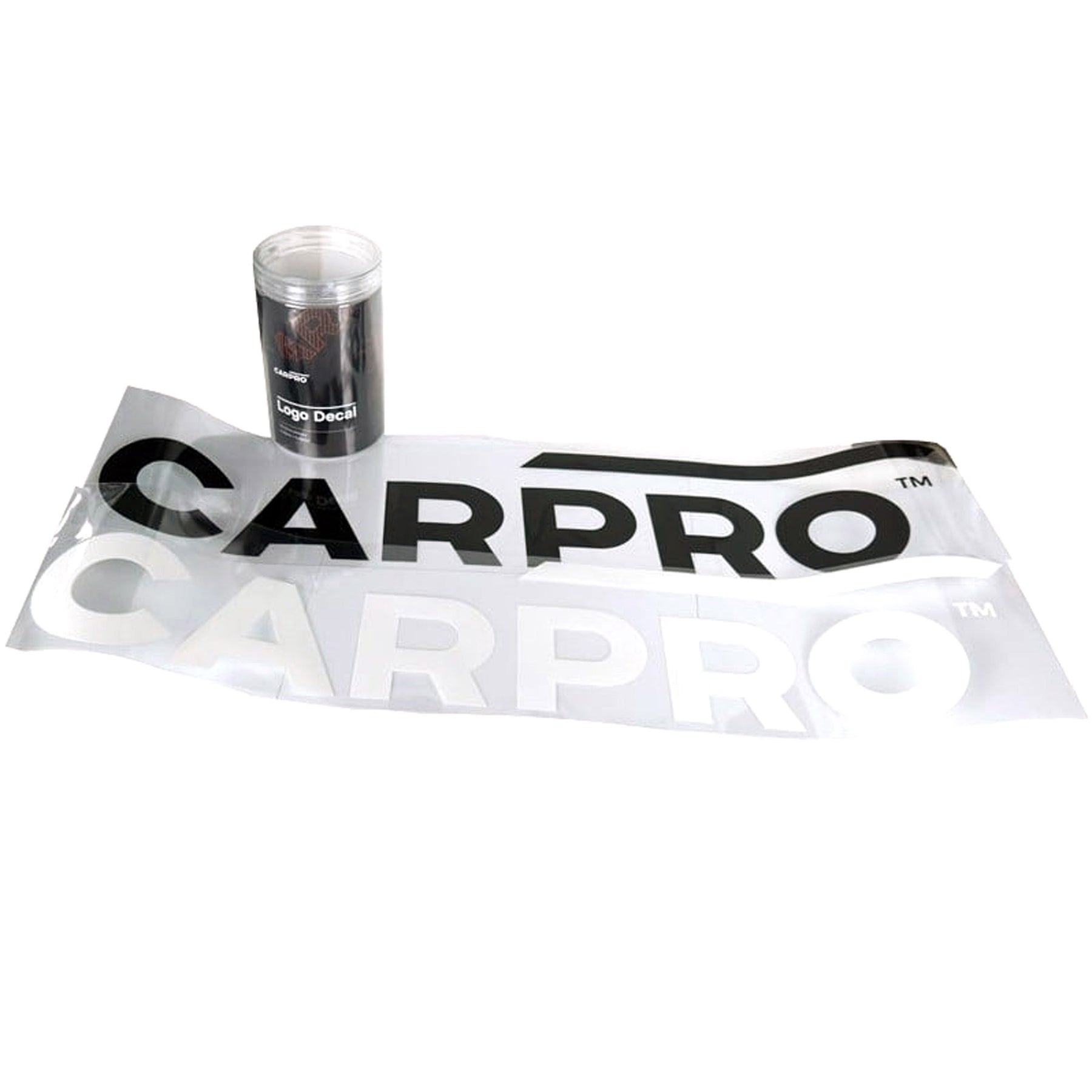 Kit adesivi murali CARPRO con logo in bianco e nero, perfetti per ambienti professionali di detailing e officine specializzate.