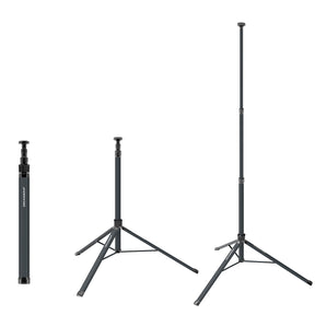 SCANGRIP Tripod esteso a 2 metri, utilizzato per sostenere luci da lavoro durante un progetto di detailing.