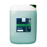 Bottiglia di CARTEC Royal Clean per pulizia profonda e delicata di tutte le superfici auto, ideale per risultati impeccabili.